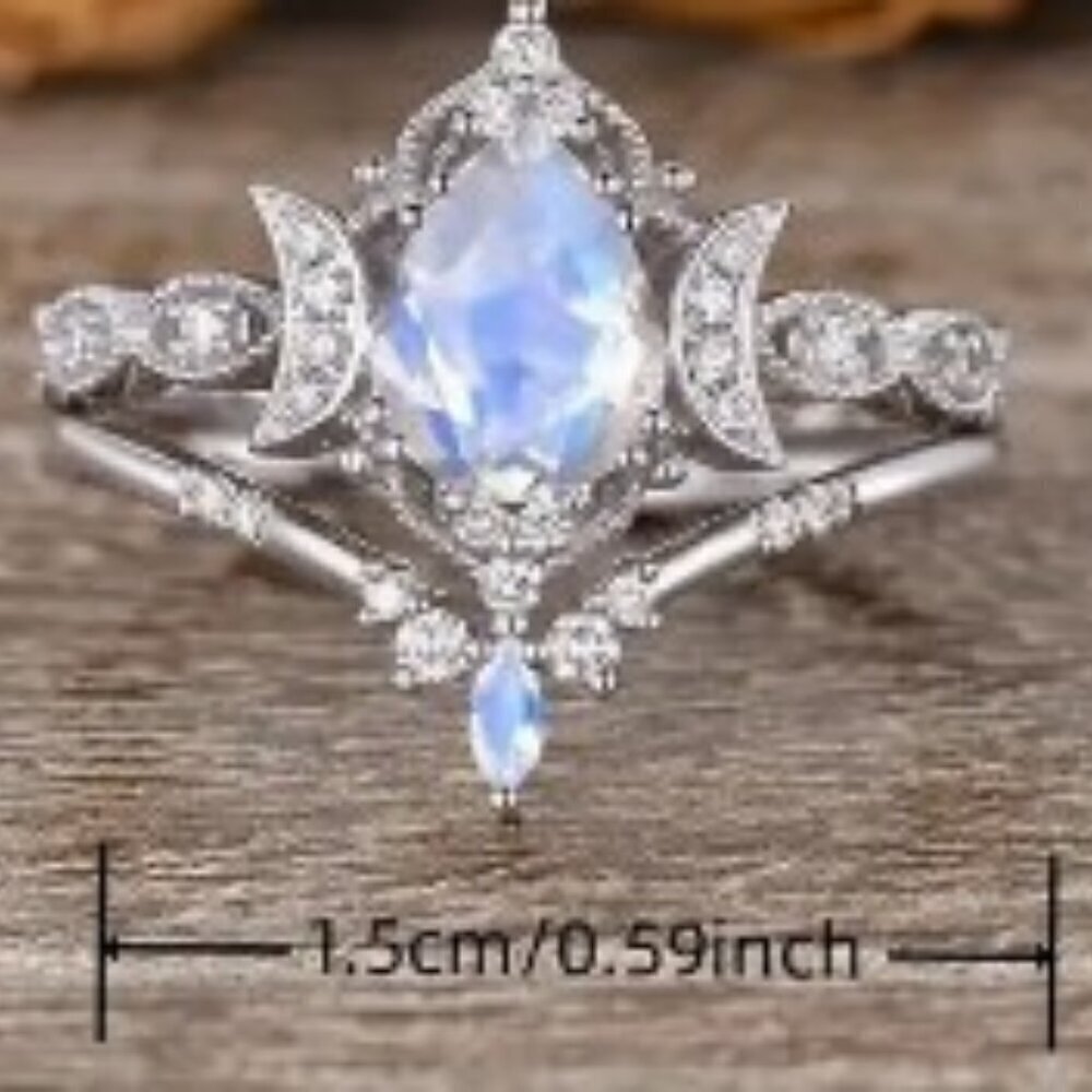 Exquisite Moon Crown Ring w/Unique Design Victorian Flair size 8 - Picture 4 of 7